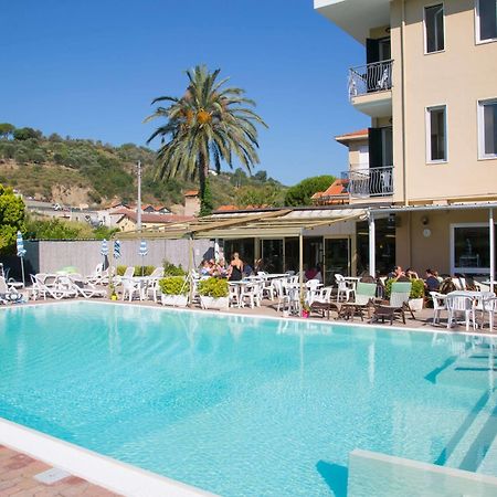 Hotel Delle Mimose Diano Marina Zewnętrze zdjęcie