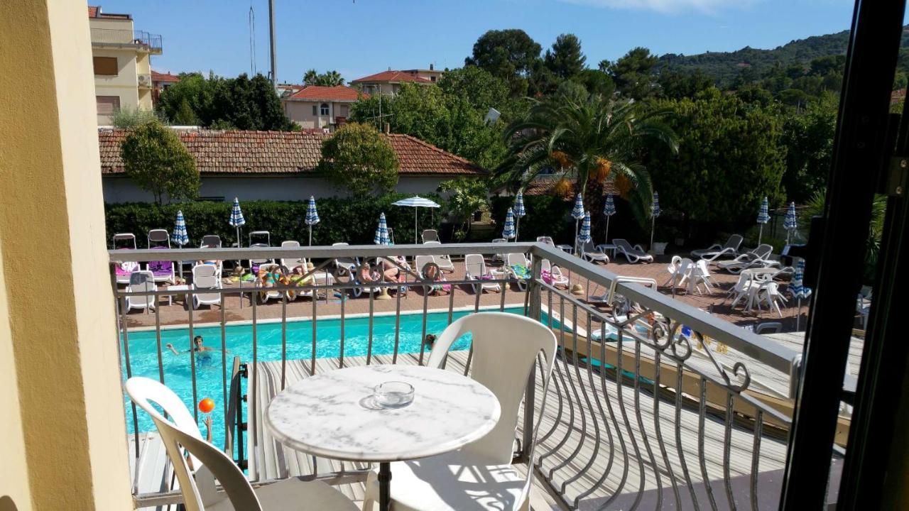 Hotel Delle Mimose Diano Marina Zewnętrze zdjęcie