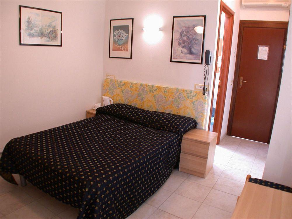 Hotel Delle Mimose Diano Marina Zewnętrze zdjęcie
