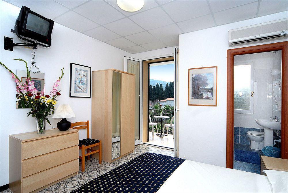 Hotel Delle Mimose Diano Marina Zewnętrze zdjęcie