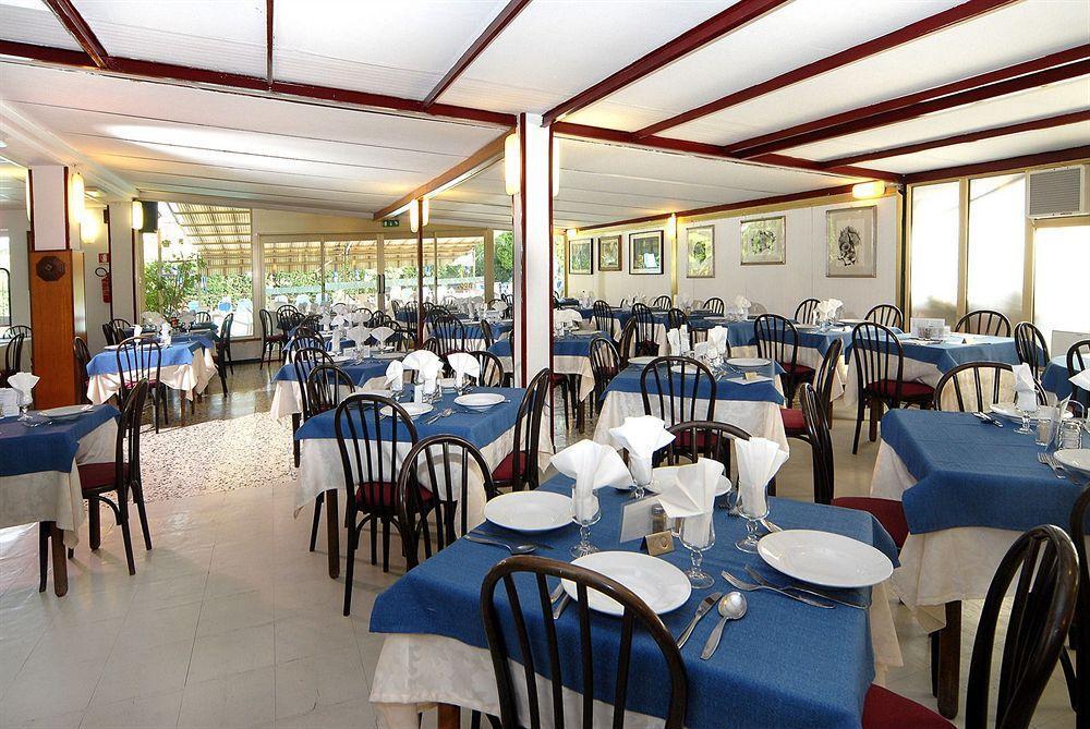 Hotel Delle Mimose Diano Marina Restauracja zdjęcie
