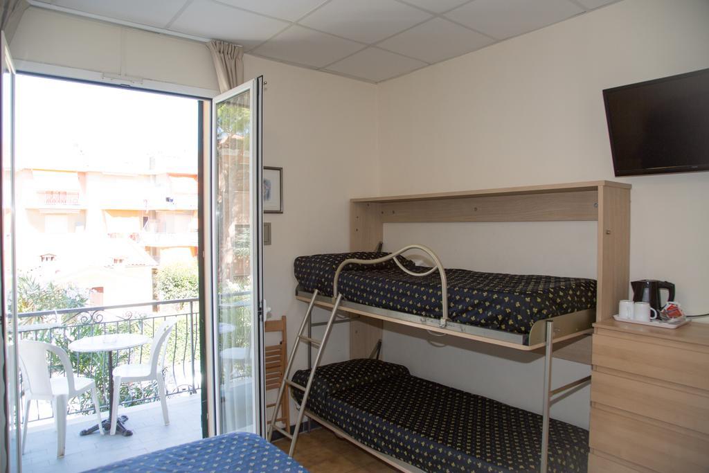 Hotel Delle Mimose Diano Marina Zewnętrze zdjęcie