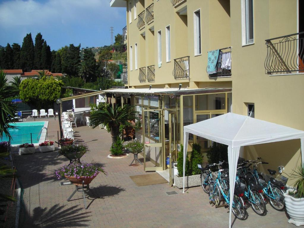 Hotel Delle Mimose Diano Marina Zewnętrze zdjęcie