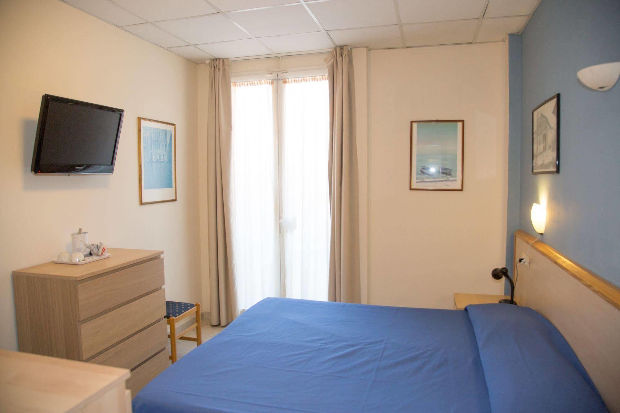 Hotel Delle Mimose Diano Marina Zewnętrze zdjęcie
